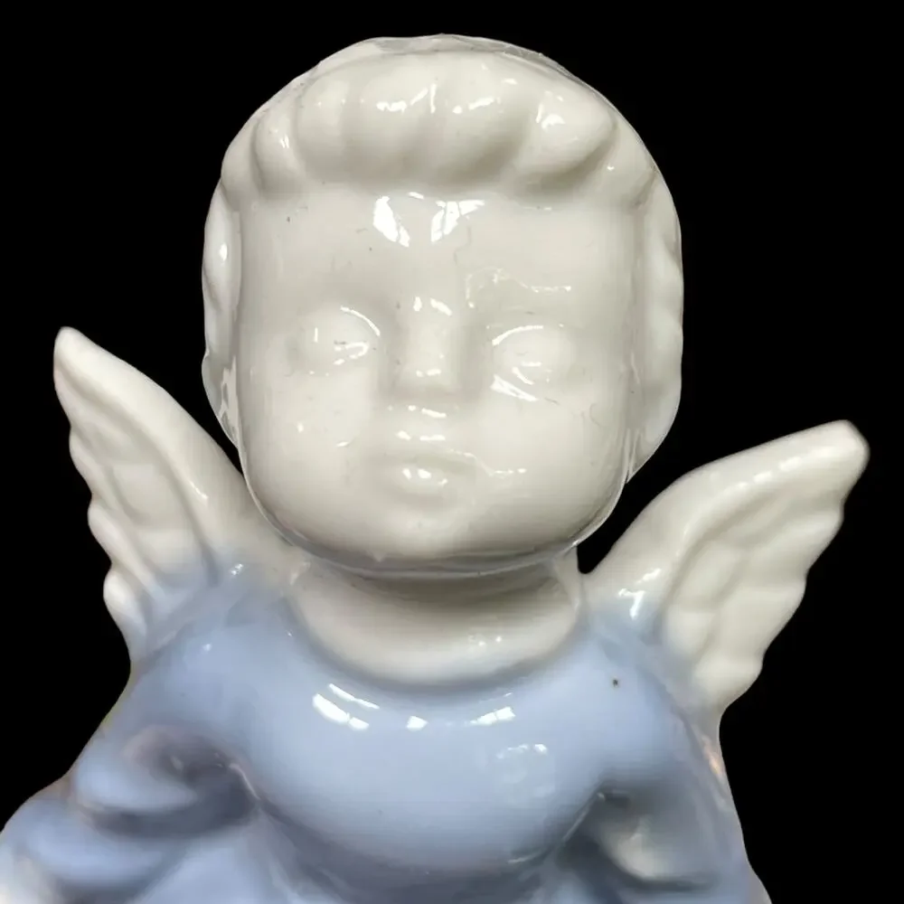 Lefton Kissing Angel Porcelain Blue & White Figurine Glazed Girl Made in Japan
